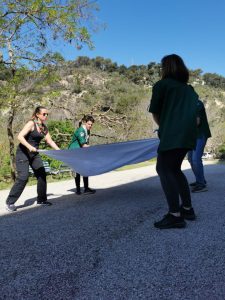 a la une, a la deux ...